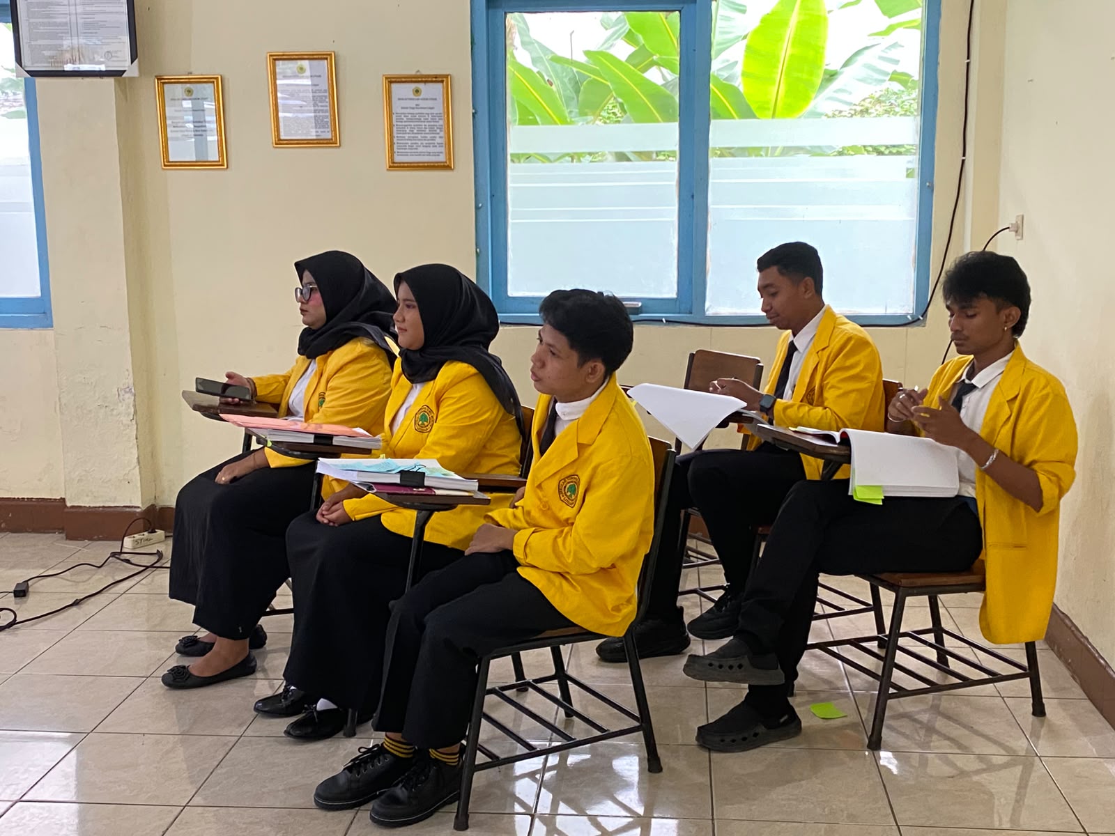 SIDANG SEKRIPSI MAHASISWA S1 DAN D3 STIH LITIGASI JAKARTA